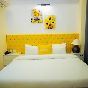 Lime Tree Luxury - Service Near Artemis Hospital ,gurgaon *** Гургаон